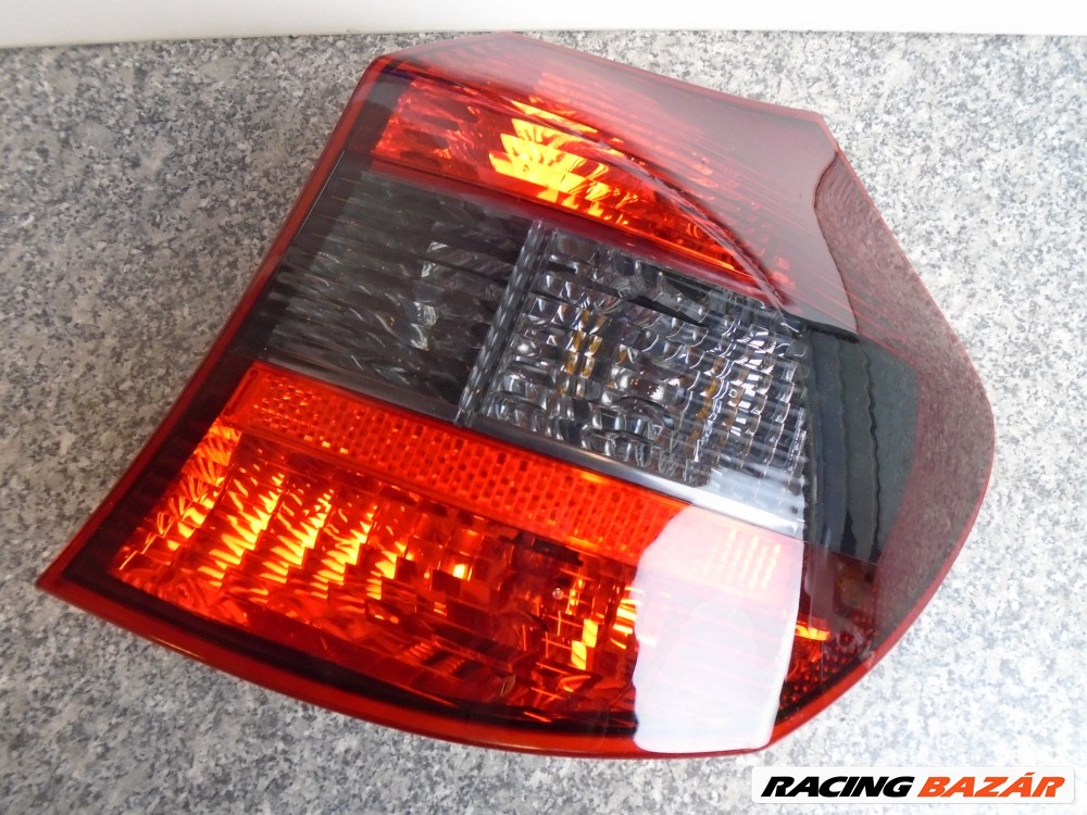 [GYÁRI ÚJ] BMW - Jobb hátsó lámpa - LED-es  1-es  / E87 Blackline  2. kép